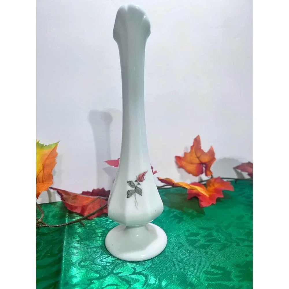 Vintage Fenton Hand Painted Love Rose Bud Vase 9056-LW Signed